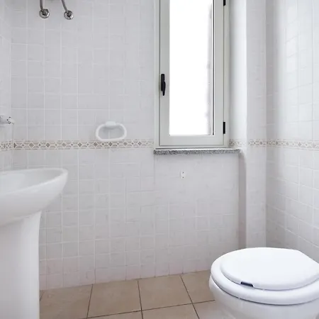 דירה 1 Bedroom Beautiful In Isca Marina *