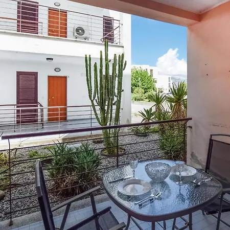 Lovely In Isca Marina Apartment