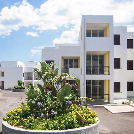 Lovely In Isca Marina Appartement *